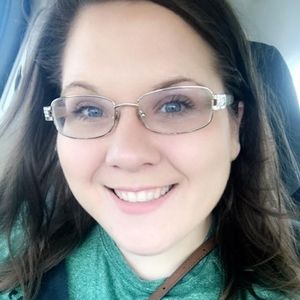 Meet your Posher, Allyssa